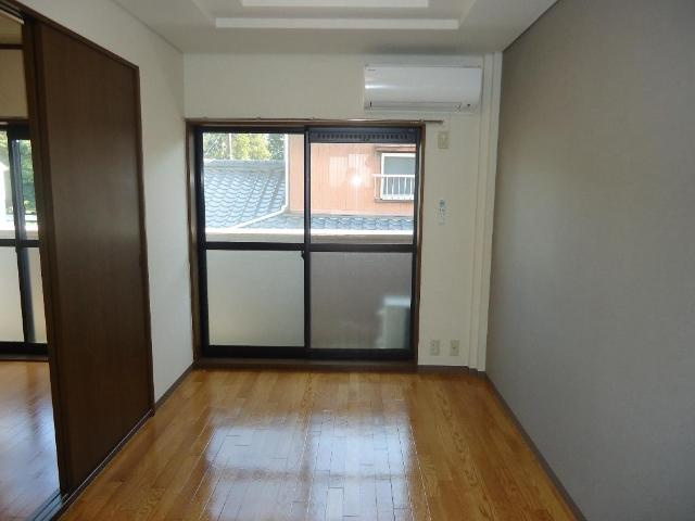 ノーブルタウン新栄の内装|洋室