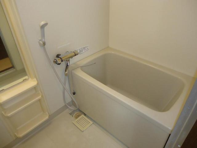 ノーブルタウン新栄の浴室|バス