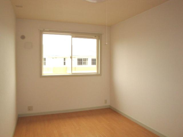 エルヴェ南小向Ａの内装|洋室