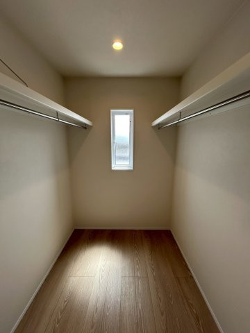 新築戸建　長野市三輪八丁目の洋室|ウォークインクローゼット