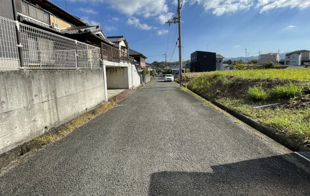 橋本市城山台1丁目・土地・56882の前面道路含む現地写真