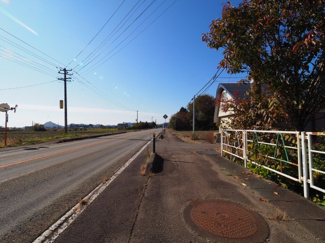 【前面道路含む現地写真】