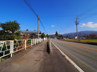 【前面道路含む現地写真】