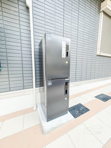 グランデシェチオ千本杉Ⅱのその他共用部分|宅配BOX付きで不在時の荷物の受け取りに便利です☆