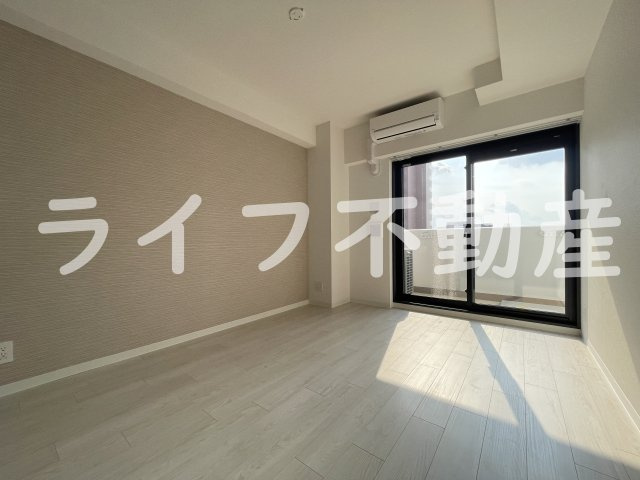 プレサンスＮＥＯ新深江リュミエル の居間・リビング|使いやすいリビングです