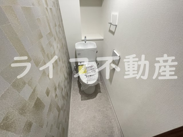 プレサンスＮＥＯ新深江リュミエル のトイレ|ゆったりとした空間のトイレです