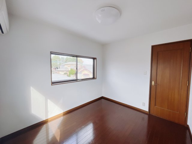 【中古戸建】太田市大原町の洋室|■洋室