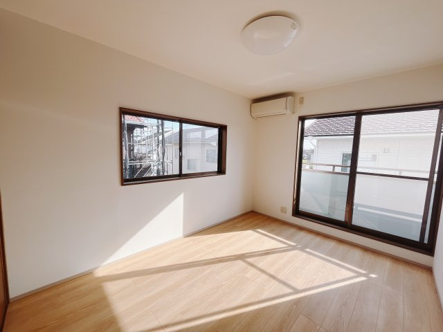 【中古戸建】太田市大原町の洋室|■洋室