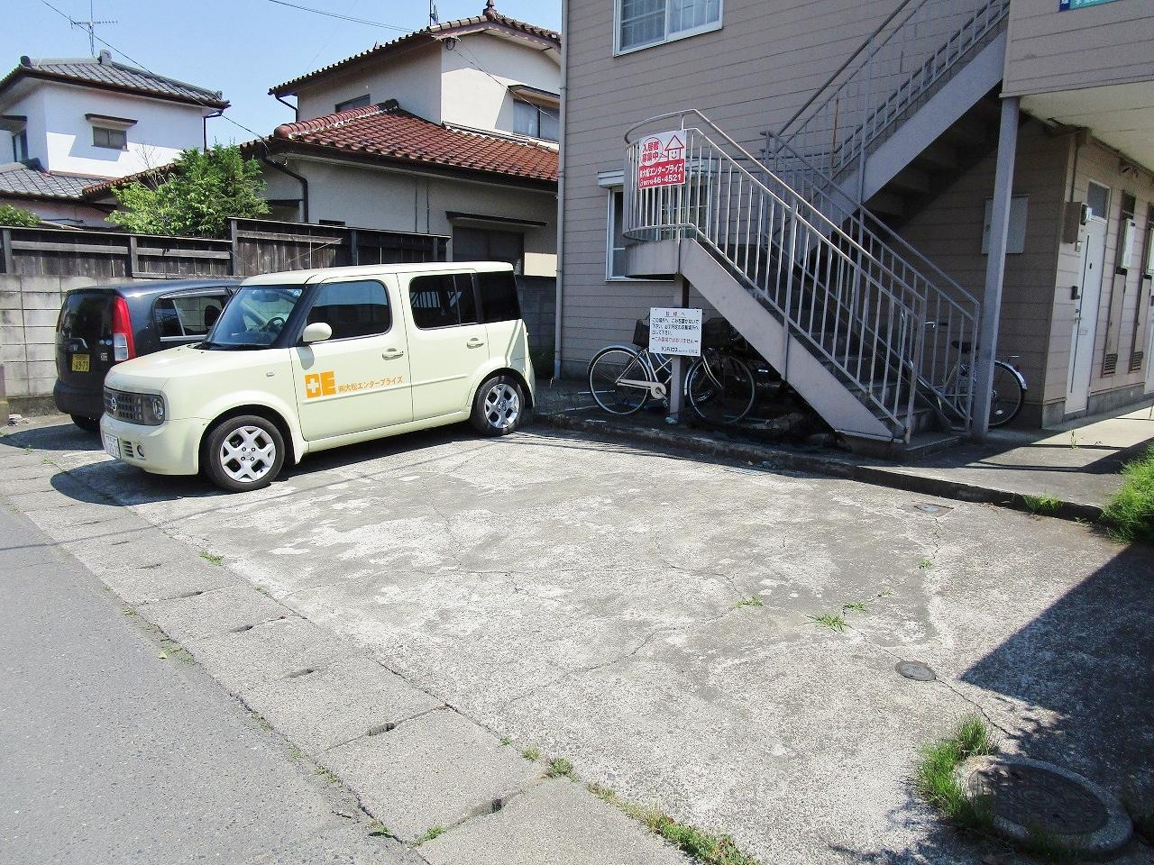 アリス足利第6の駐車場