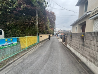 【前面道路含む現地写真】