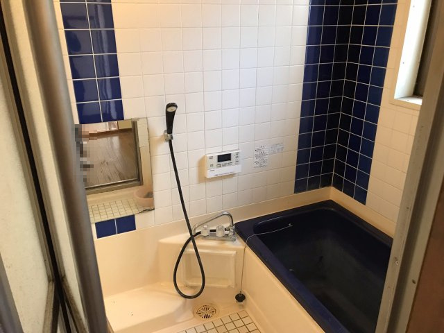 和歌山市木ノ本・中古戸建・54622の浴室