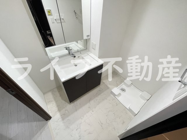 プレサンスＮＥＯ新深江リュミエル の洗面所|脱衣スペースもあります