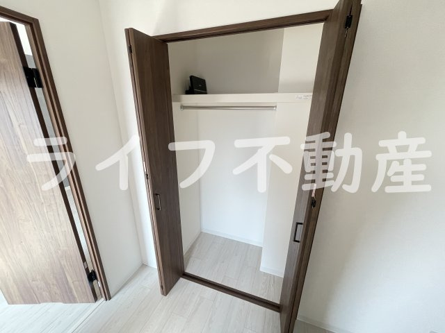 プレサンスＮＥＯ新深江リュミエル の収納|たっぷりとした収納スペースです