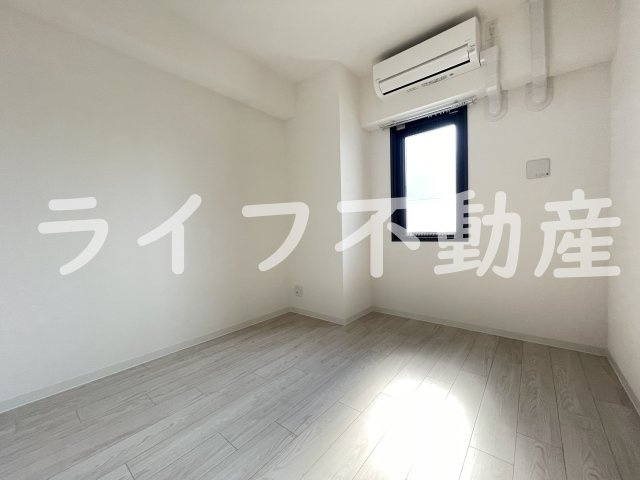 プレサンスＮＥＯ新深江リュミエル の洋室|きれいな洋室です