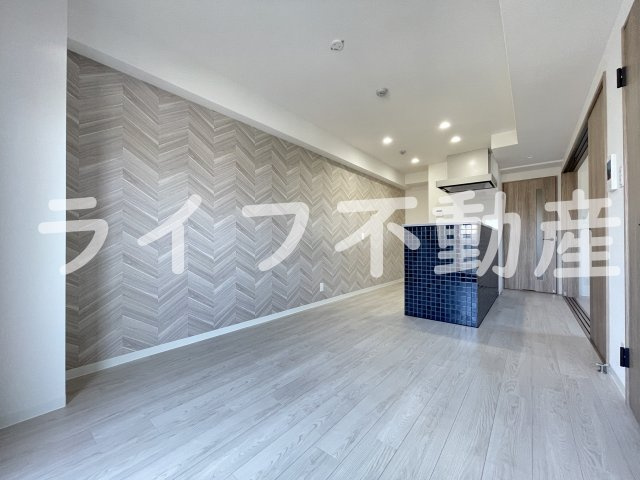 プレサンスＮＥＯ新深江リュミエル の居間・リビング|おしゃれな居間です
