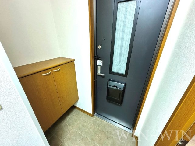 iホームTOWN 弐番館の玄関