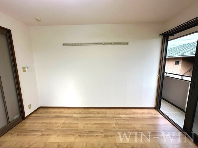 iホームTOWN 弐番館の居間・リビング