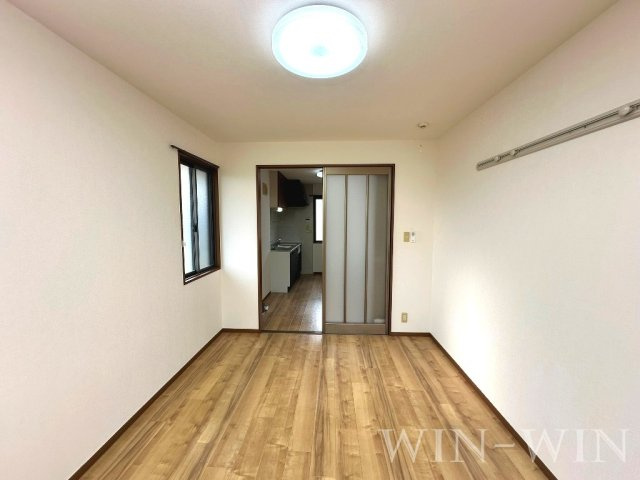 iホームTOWN 弐番館の居間・リビング