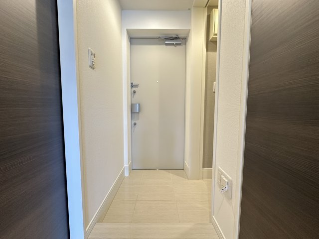 クオス小田原3の玄関