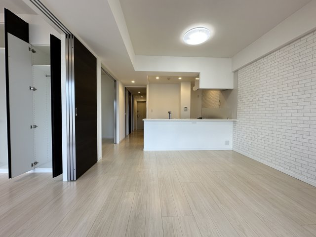 クオス小田原3の居間・リビング