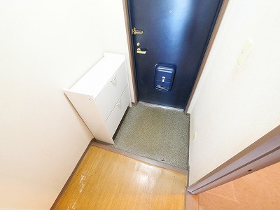 アーバンアネックスの玄関