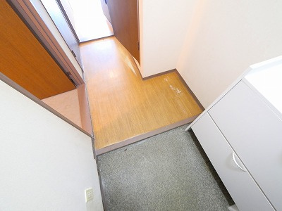 アーバンアネックスの玄関