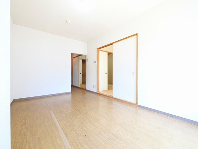 アーバンアネックスの居間・リビング