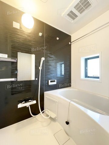 T-Regno野伏間の浴室|追い焚き・浴室乾燥機付きのお風呂です♪