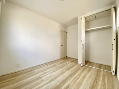 【洋室】 | ヤマイチテラス西浜