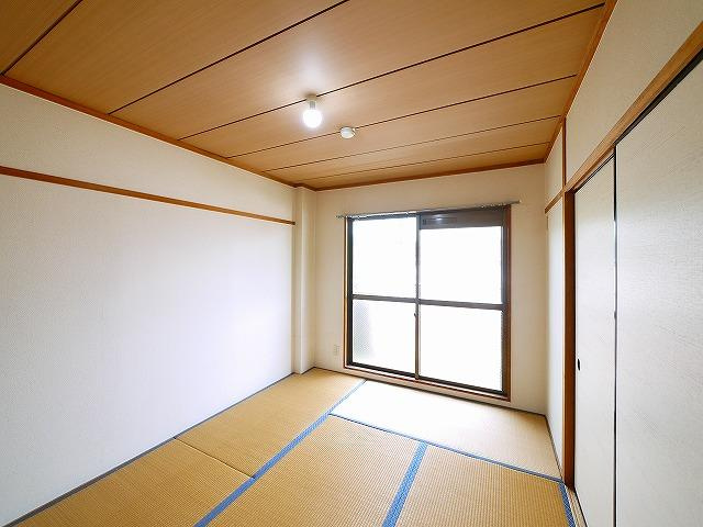 メープルハイツの和室