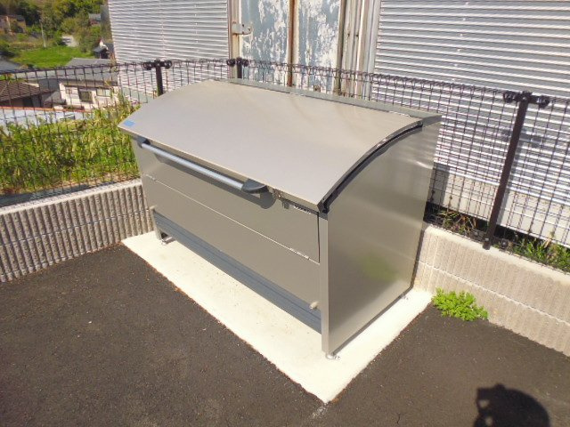 倉敷市菰池３丁目のアパートのその他共用部分|敷地内専用ゴミステーション
