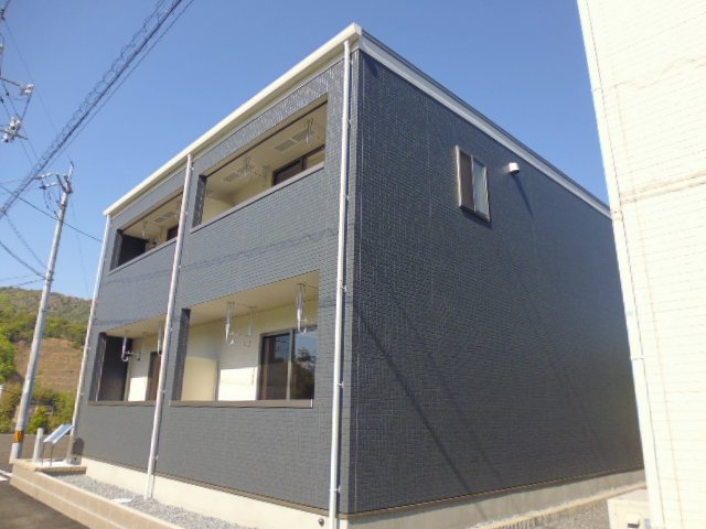倉敷市菰池３丁目のアパートの外観
