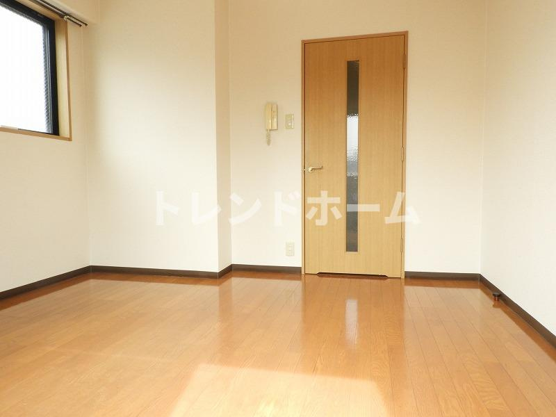 ラナップスクエア南森町の居間・リビング|選べる家電プランあり！！