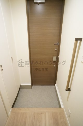 ヘーベル瑞穂の玄関