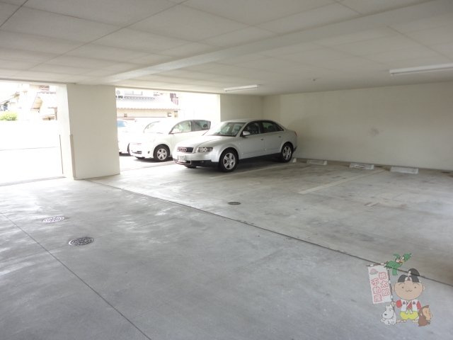 Ａｘｉｓ伊島の駐車場