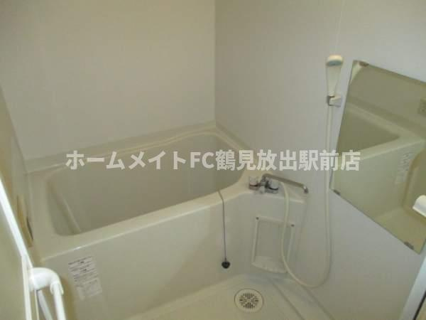 東大阪市高井田中４丁目の賃貸マンションの浴室