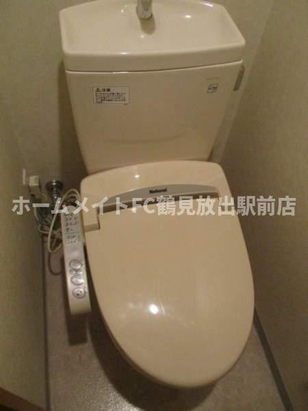 東大阪市高井田中４丁目の賃貸マンションのトイレ