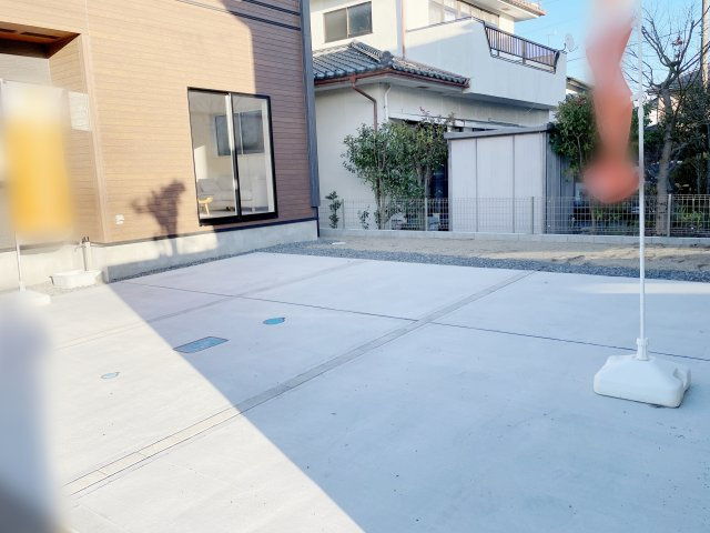 郡山市大槻町原田西　BLOOMING GARDEN 全1棟の駐車場