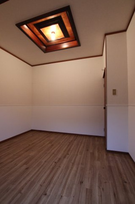 【洋室】 | 河内長野市寿町4-8