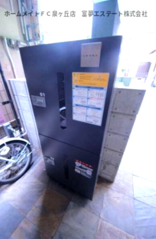 堺市中区深井沢町のハイツのロビー|宅配ボックス