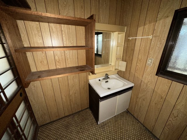 上島田7丁目＿中古戸建の独立洗面台