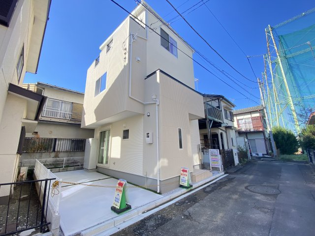 坂戸市関間　新築戸建