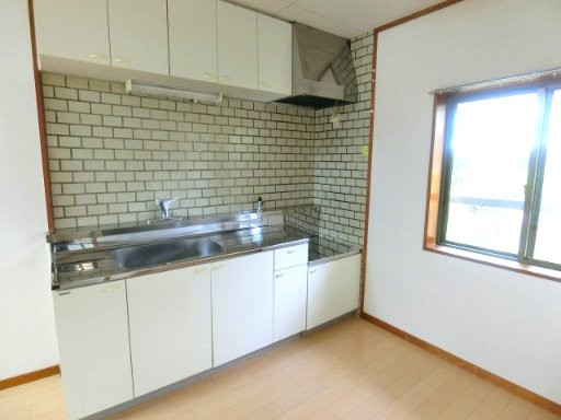 坂本マンションのキッチン|きれいなキッチンです