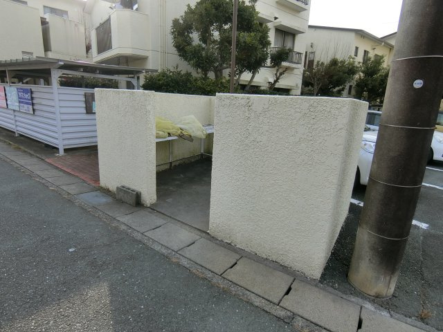 坂本マンションのその他共用部分|敷地内ゴミ置き場有り