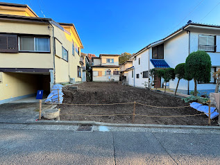 【外観】 | ◇◆横浜市港北区篠原西町　新築戸建て◆◇ | ◆一戸建てを中心とした街並みが整然と続き、周辺は高い建物が建っていないので、緑の多い閑静な趣を感じる環境です。街並みや周辺環境も重要なポイントです！！