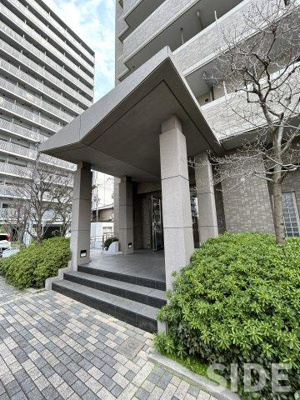 【エントランス】 | ローレルコート関目