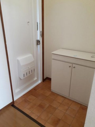 杉本ハイツの玄関|シンプルで使いやすい玄関です