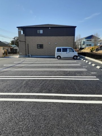 フレッシュリーⅢの駐車場|駐車場に車を止められます