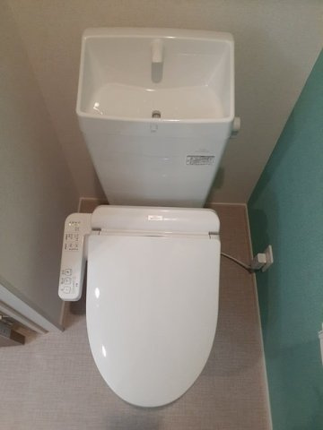 フレッシュリーⅢのトイレ|ゆったりとした空間のトイレです