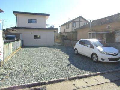 【駐車場】 | 【再生住宅】甲府市富士見2丁目 | 駐車場です